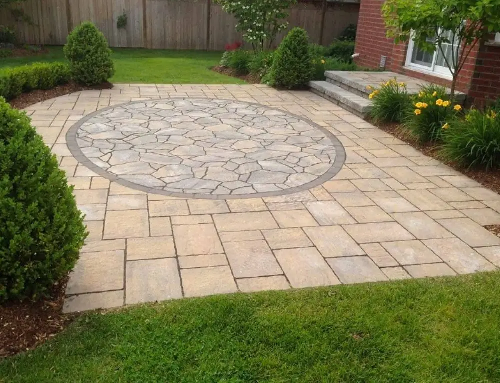flagstone-patio-500x383@2x.jpg.webp